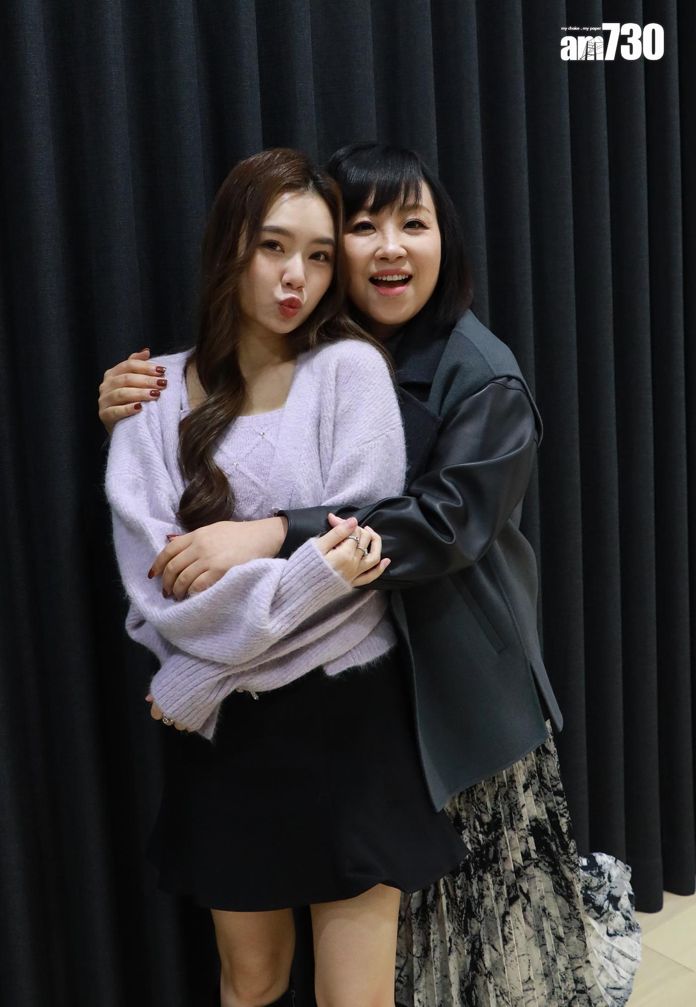 葛綽瑤(Yoyo)和楊詩敏(蝦頭)在《無用的謊言》演母女,一拍即合。(娛樂組攝)