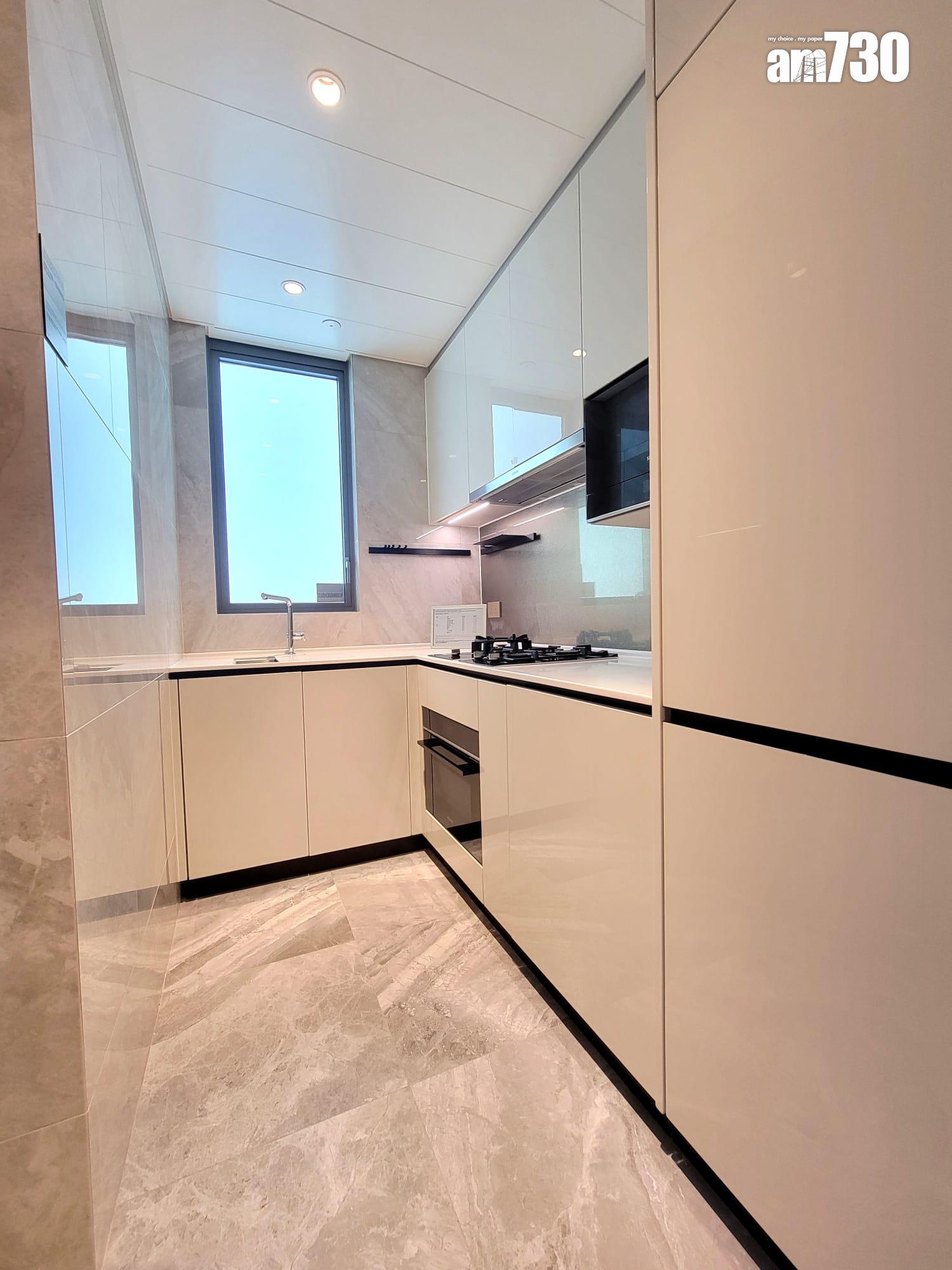 GRAND SEASONS示範單位|716呎三房套不設玄關 層與層高逾3.3米(多圖有片)|將軍澳新盤