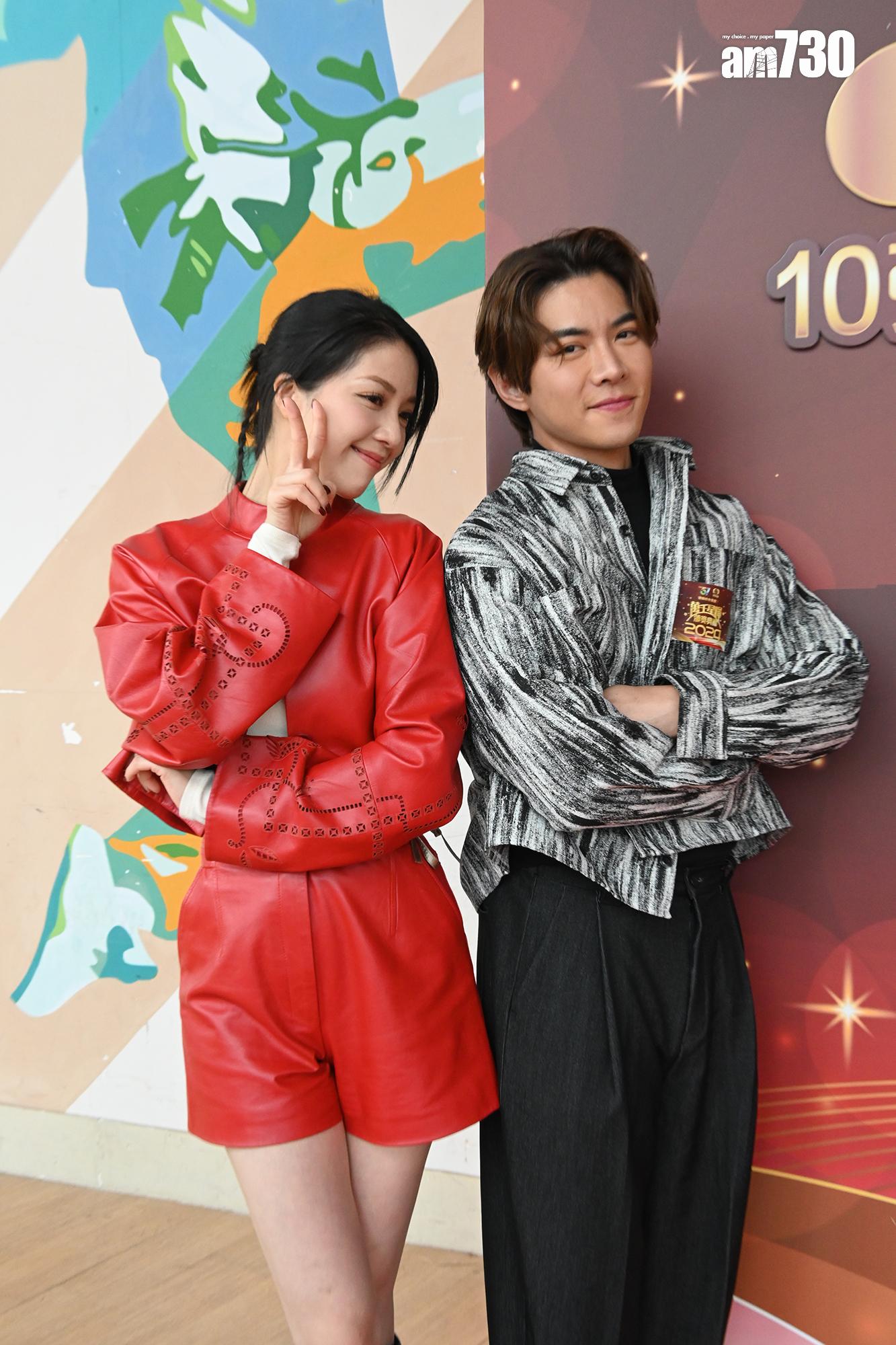 二人表示他們的右面最靚。(娛樂組攝)