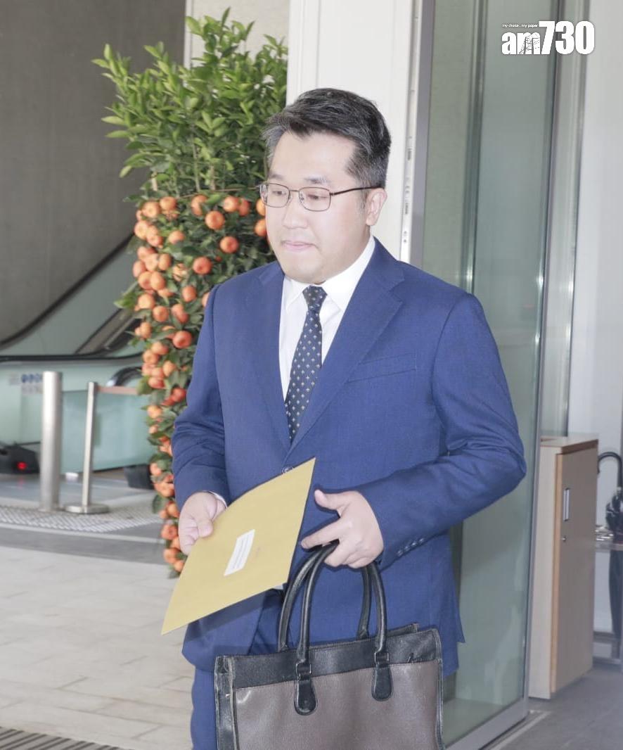 信和置業代表入標。