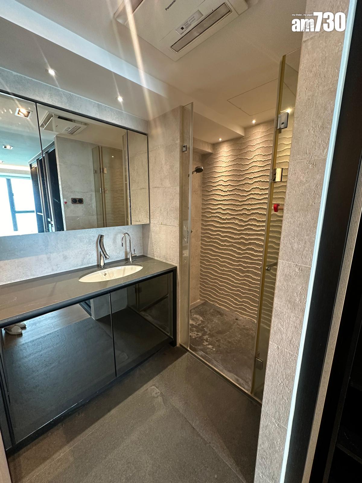 小西灣藍灣半島海景戶 原則三房經名師改裝為大一套房設計 3.3萬租出(多圖)|二手樓租賃