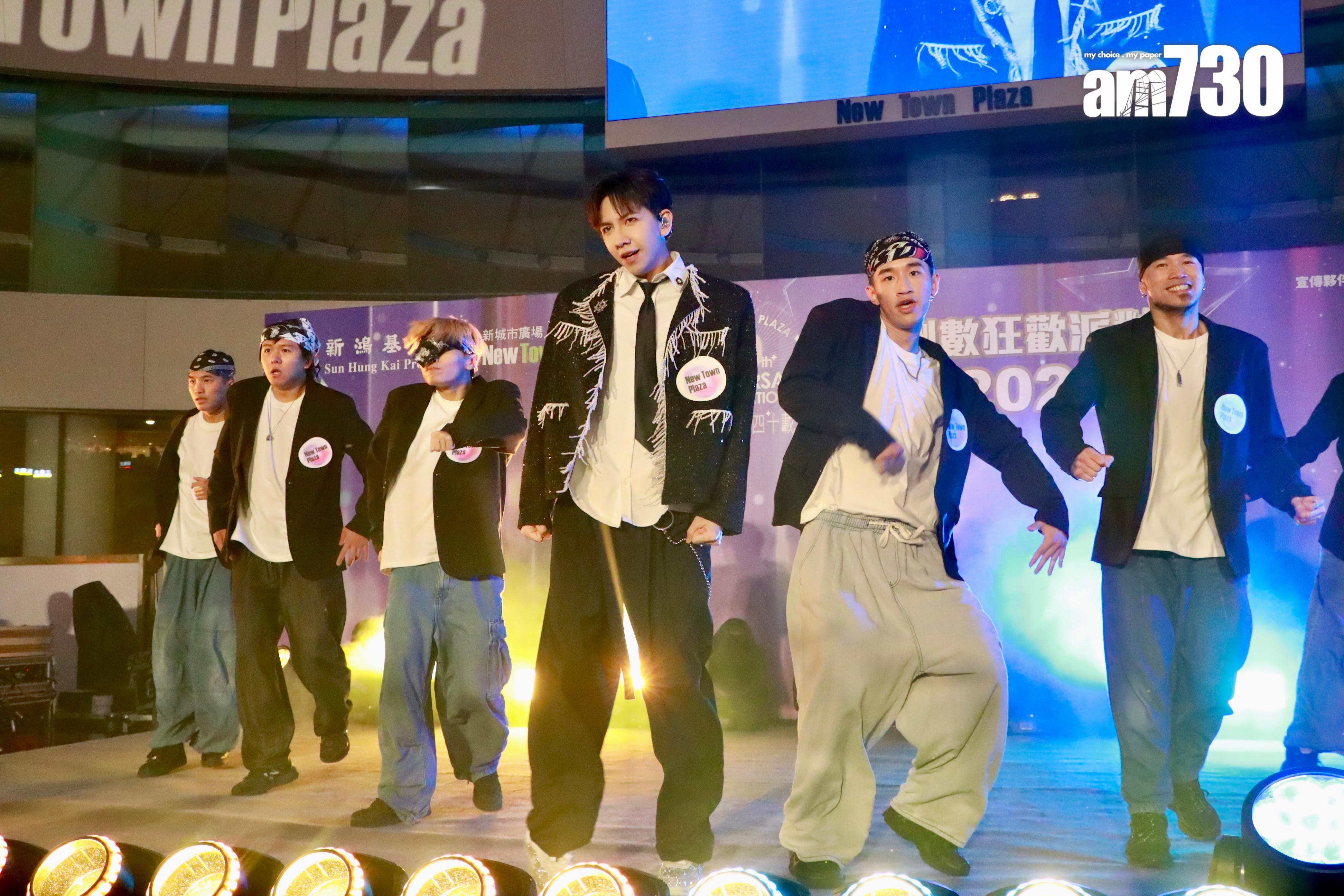 Snoopy詹仕偉率先表演跳舞和獻唱。(娛樂組攝)