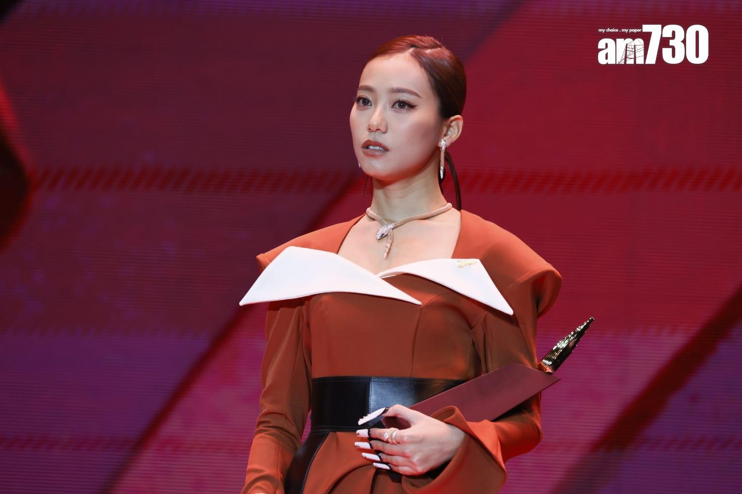 JACE陳凱詠憑《間歇性休眠》奪得「叱咤十大」第二位。(蘇文傑攝)