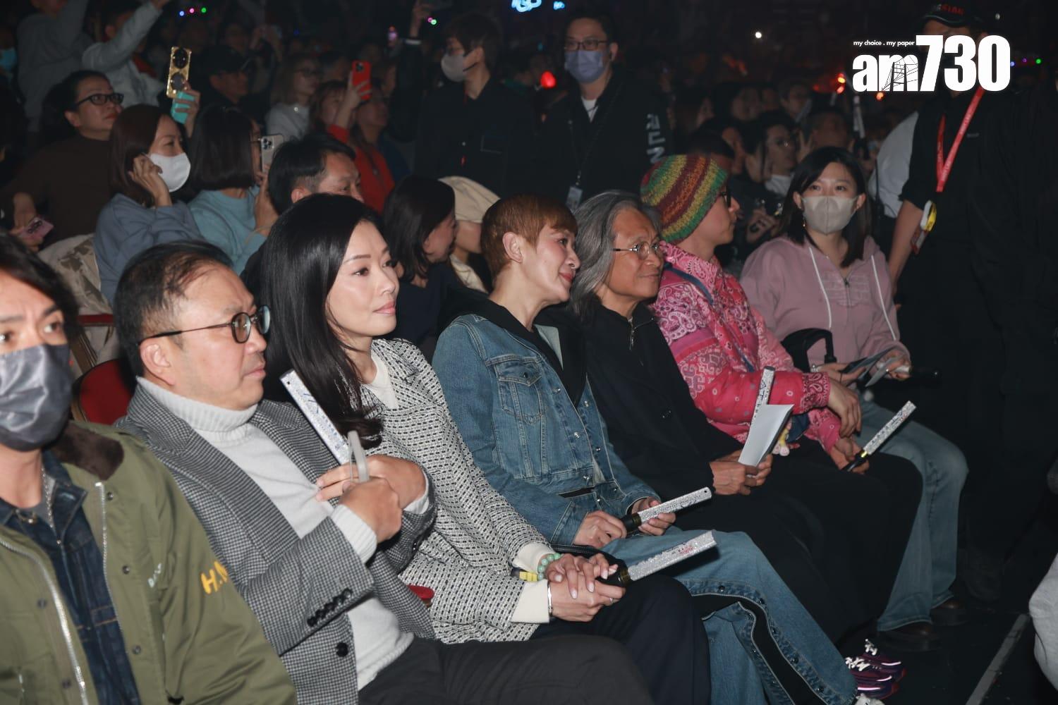 TVB主席許濤夫婦、吳君如及陳可辛。(羅錦鴻攝)