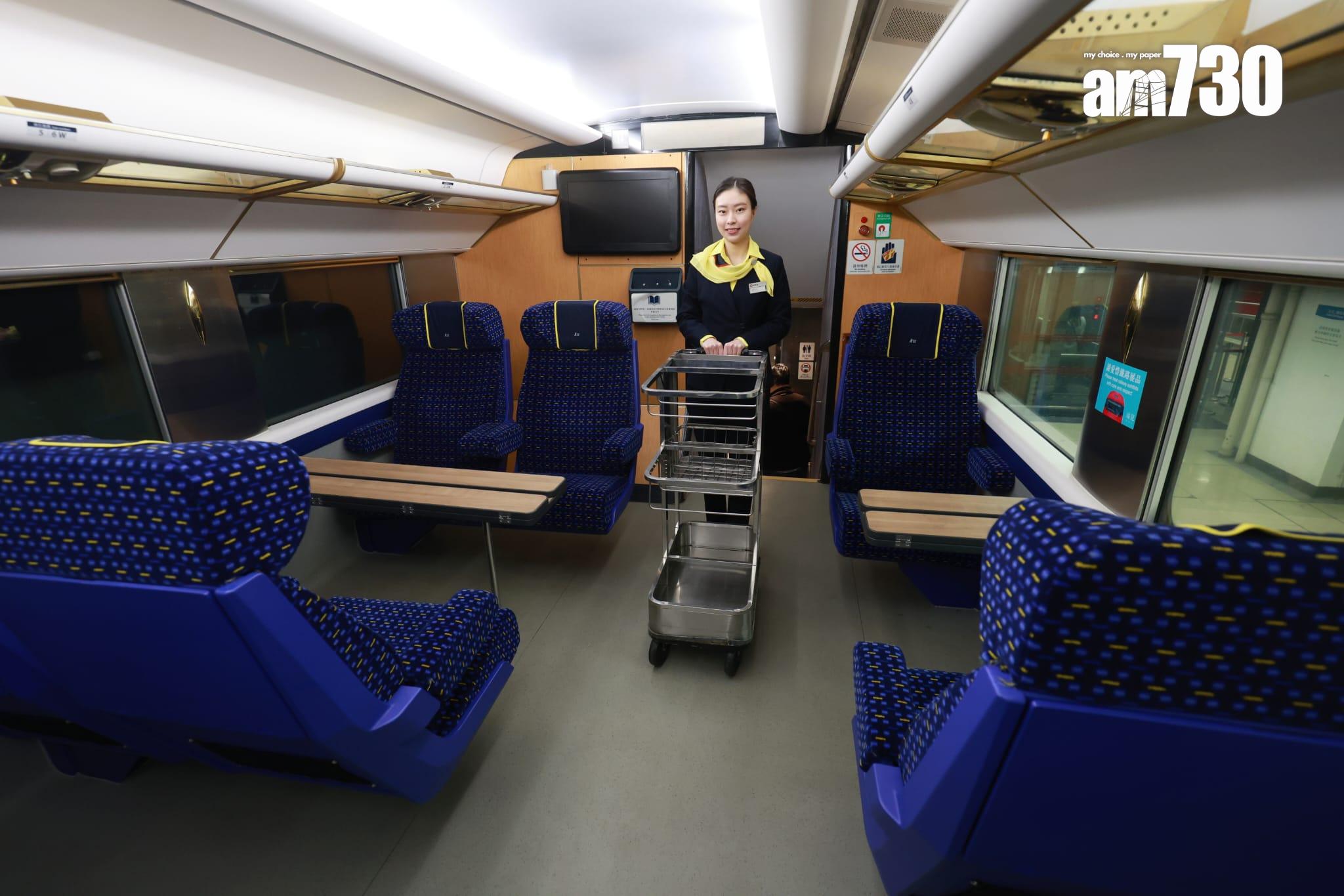 車廂內布局參考了飛機艙。(羅錦鴻攝)