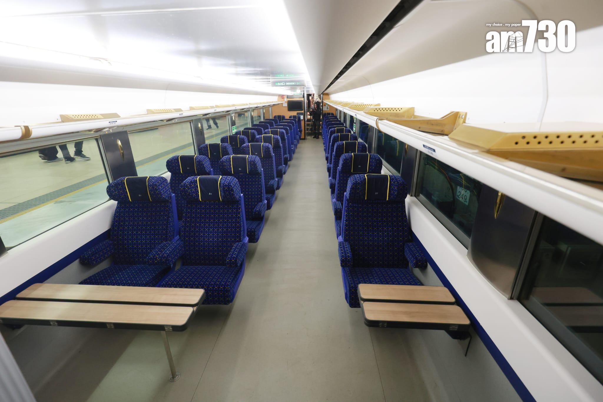 車廂內布局參考了飛機艙。(羅錦鴻攝)