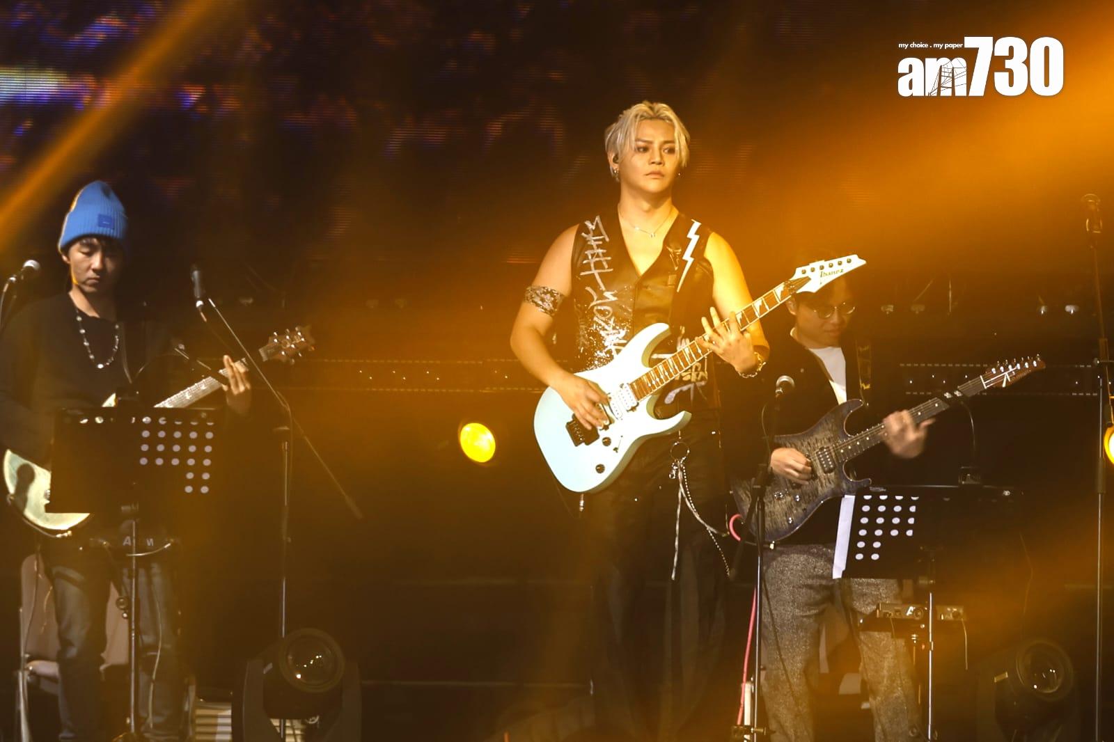 《ERROR “WHAT’S GOING WRONG??” 2025》演唱會,四子於encore時段化身「死腳膠」。(林俊源攝)