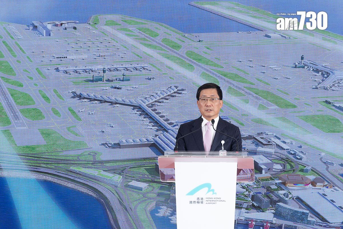 林天福稱,三跑道系統啟用後早上繁忙時段整體航班班次有所增加。(資料圖片/蘇文傑攝)