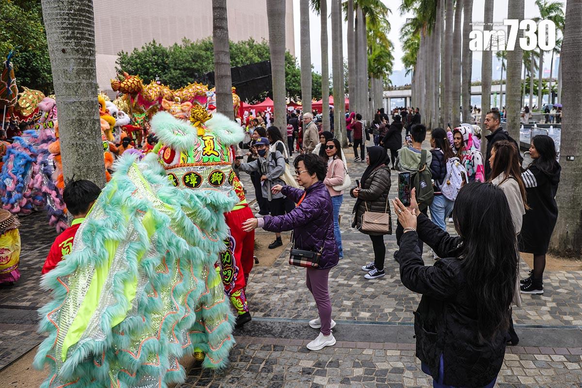 香港龍獅節暨第七屆世界龍獅日在尖沙咀舉行。(中通社)
