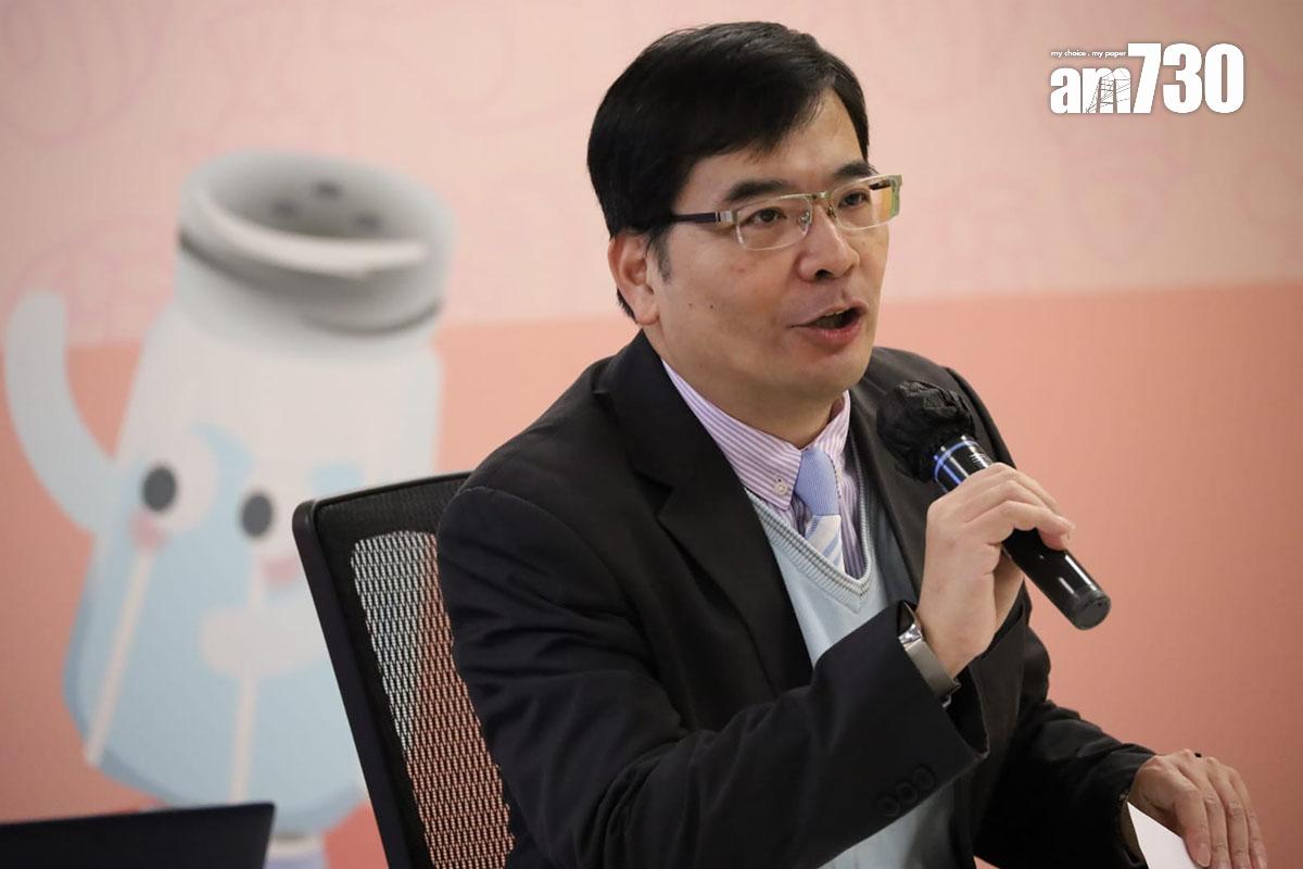 周楚耀稱,今次減鈉配方主要是涉及調整落鹽分量。(鍾式明攝)