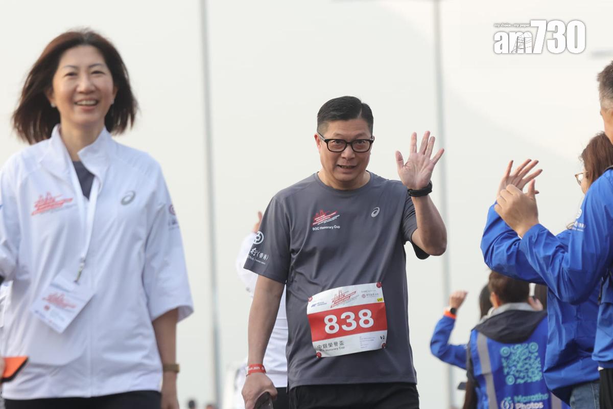 鄧炳強指賽事重燃他久違的跑步鬥心。(吳康琦攝)
