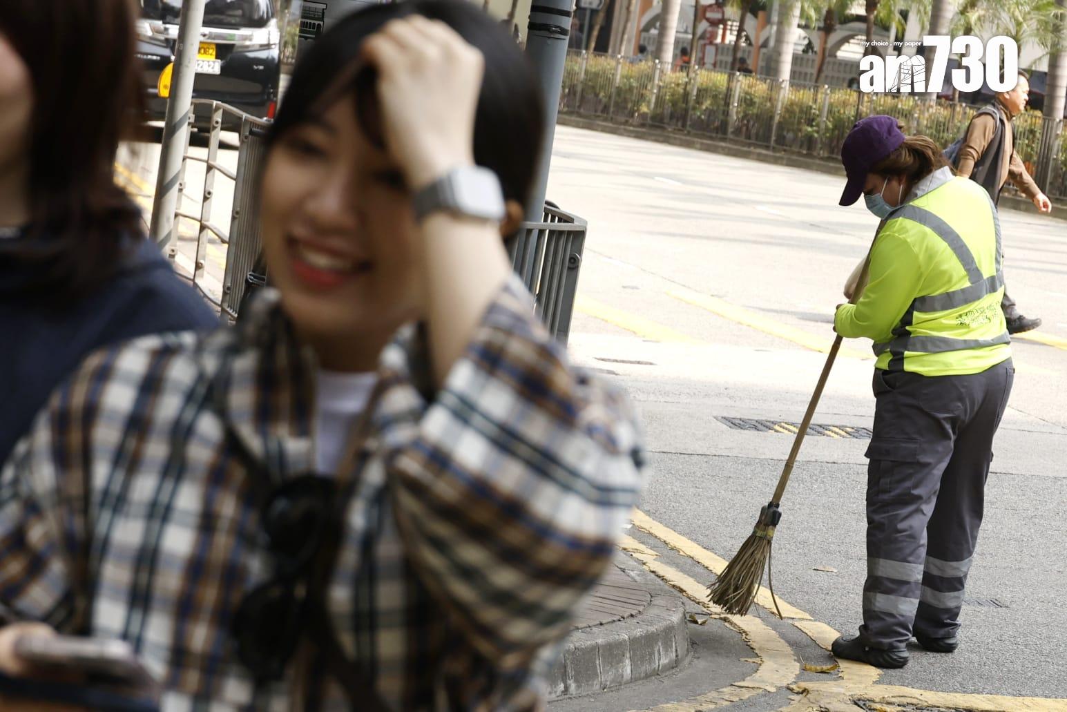 行政長官會同行政會議接納最低工資委員會建議,將法定最低工資水平由現行每小時40元調升至42.1元(林俊源攝)