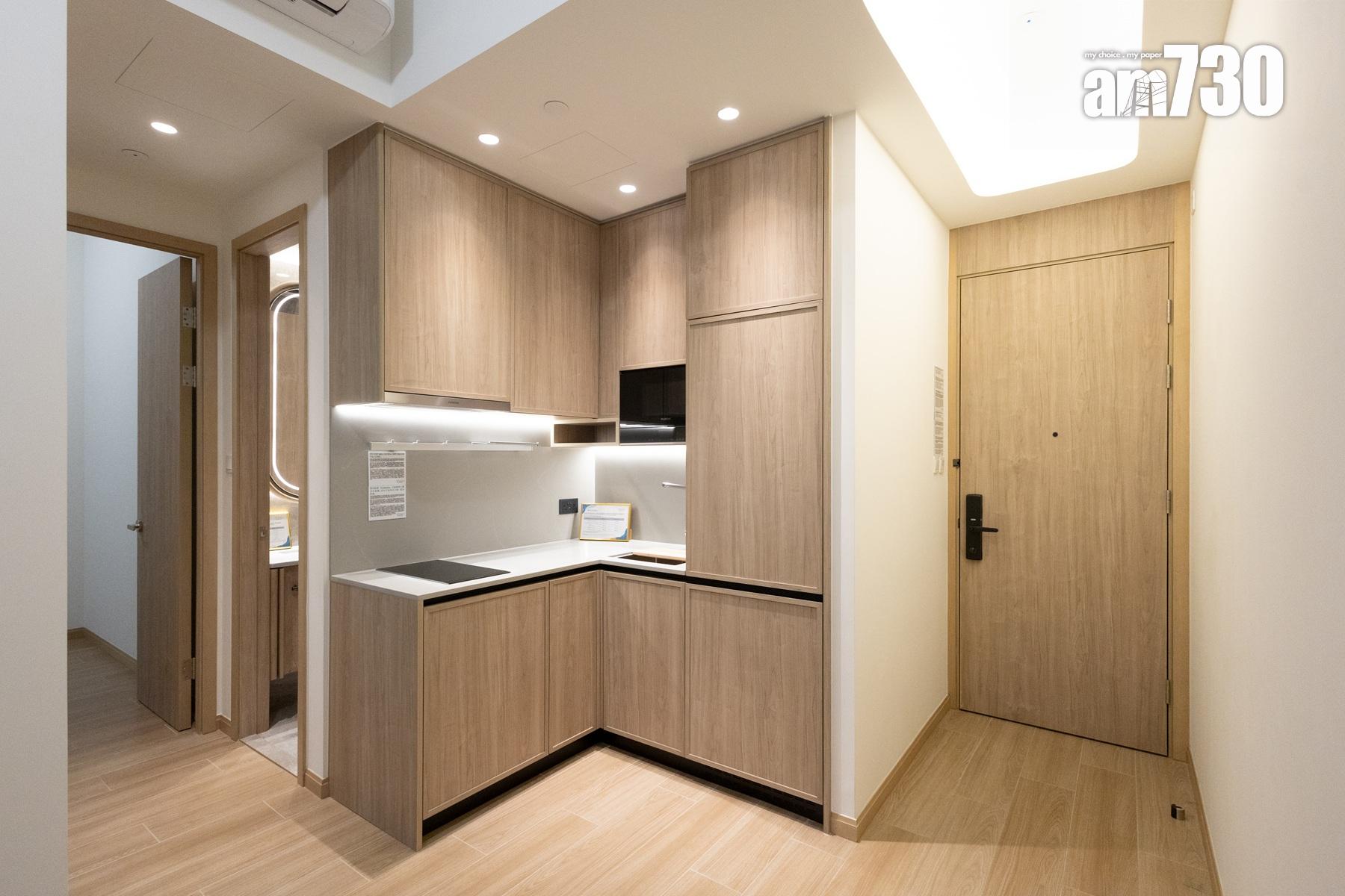 朗天峰示範單位|403呎兩房開放式廚房戶 特高樓底釋放空間感(多圖有片)|元朗新盤