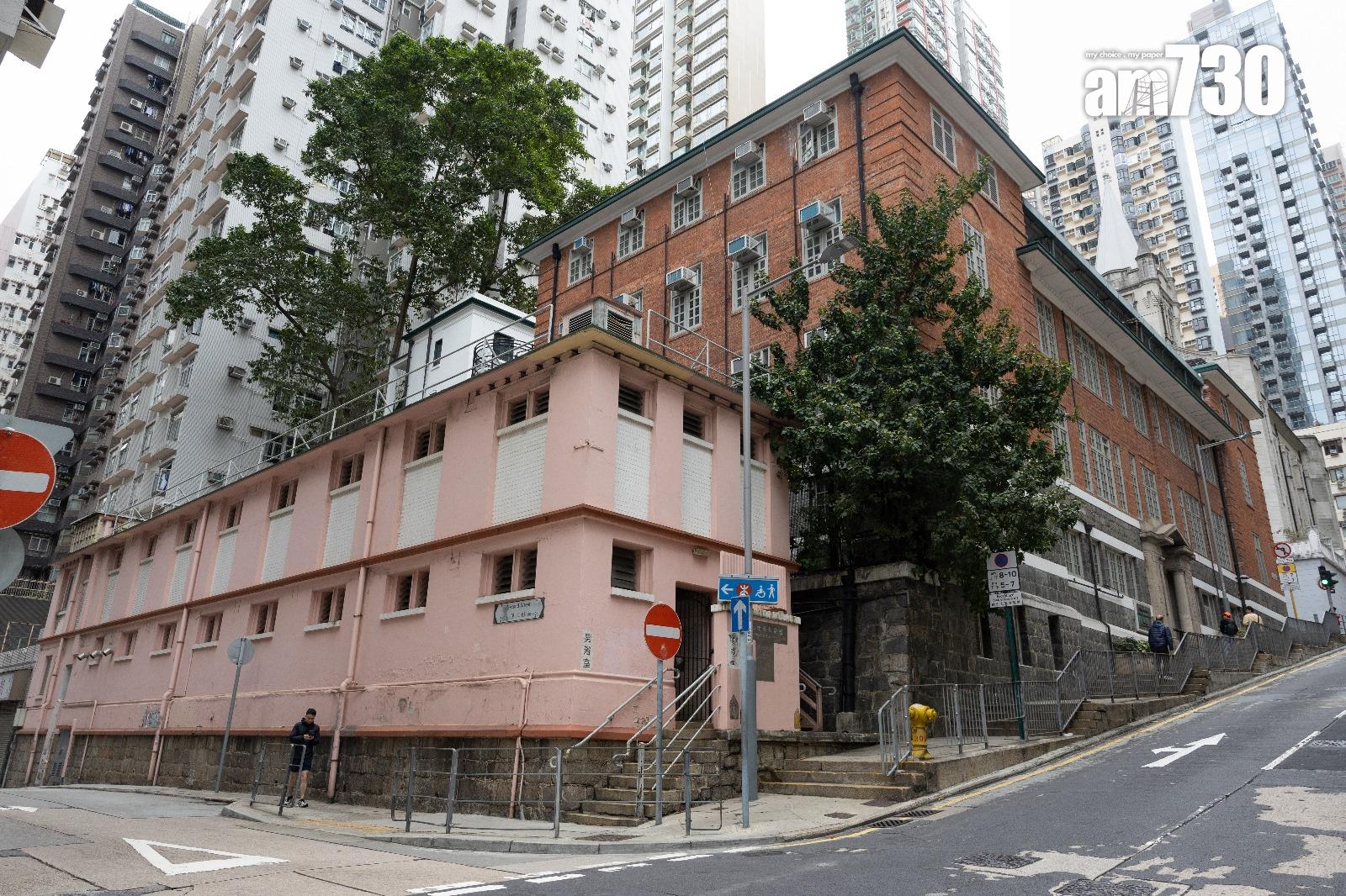 有100年歷史的二級歷史建築西營盤第二街公共浴室將於今年6月1日關閉(蘇文傑攝)