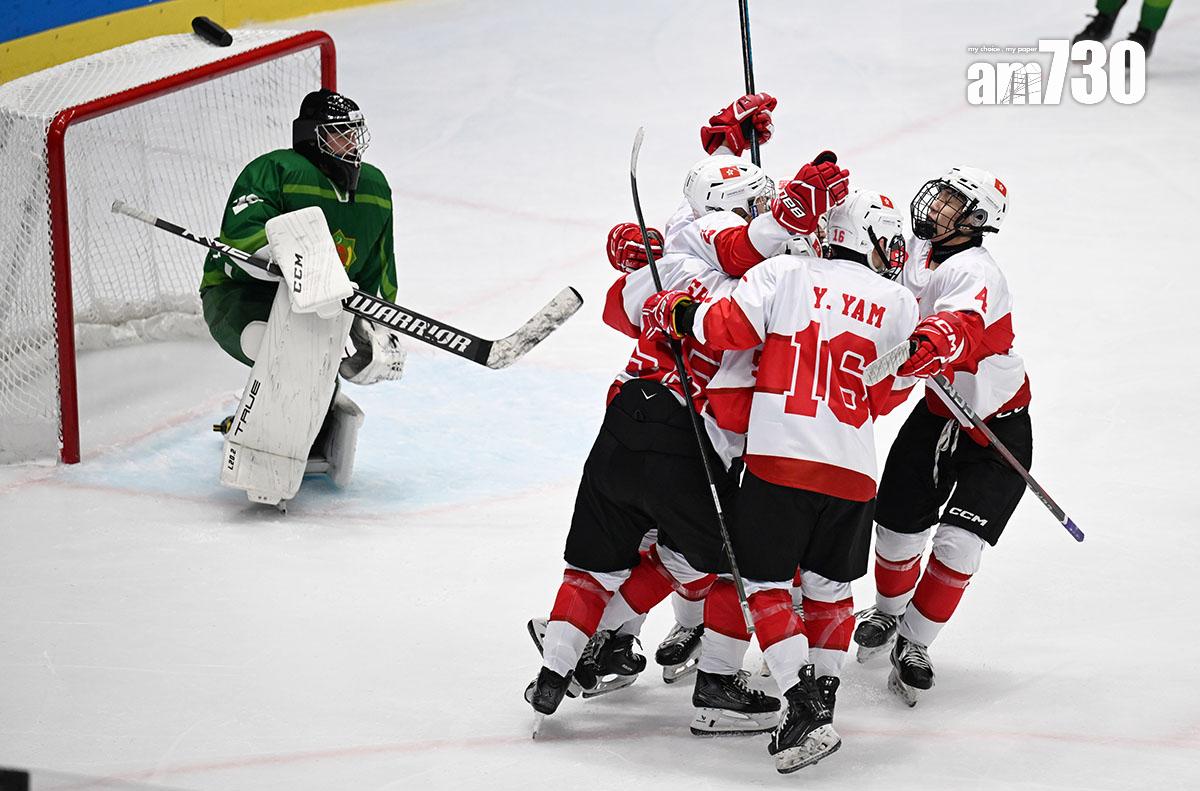 冰球港隊在男子冰球小組賽C組戰勝土庫曼。(新華社)