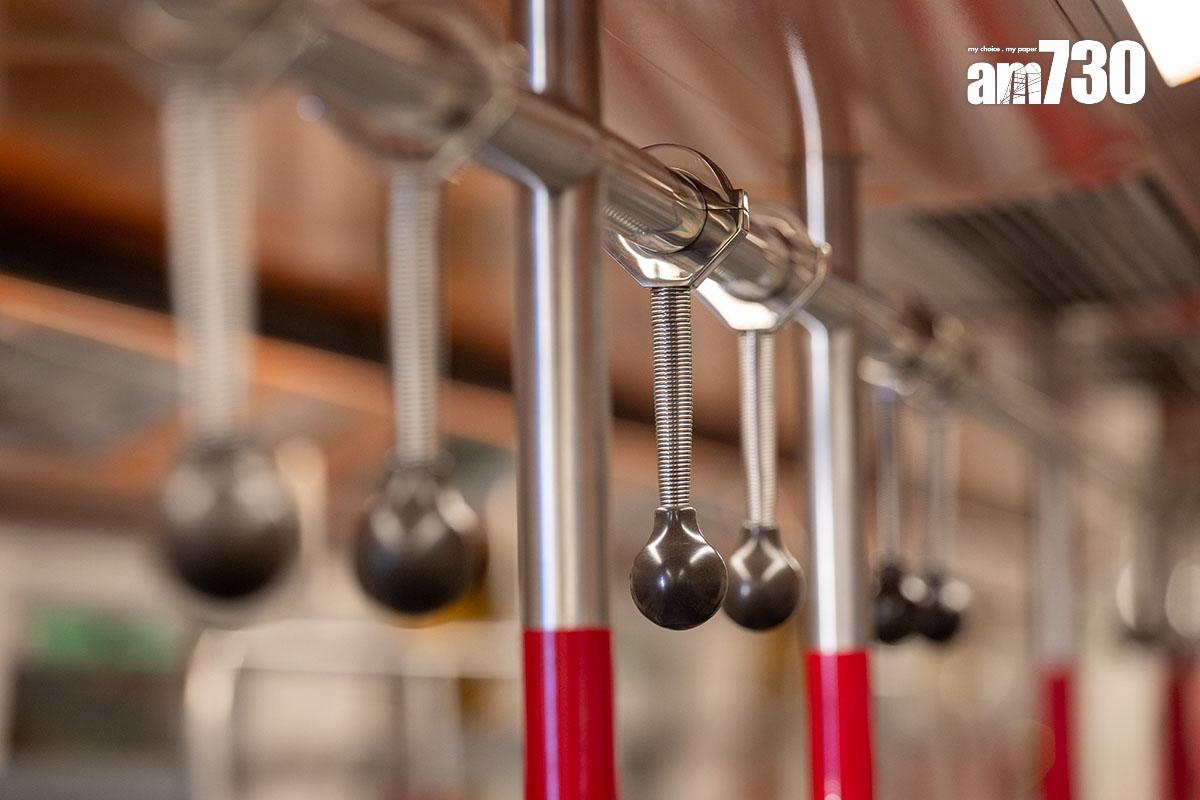 港鐵推出復刻主題列車慶祝投入服務45周年。(資料圖片)