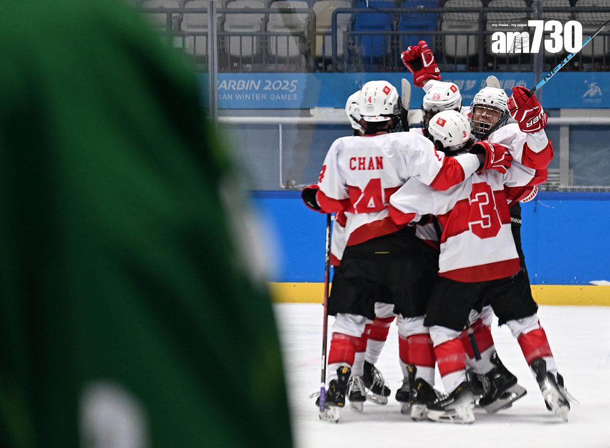 冰球港隊在男子冰球小組賽C組戰勝土庫曼。(新華社)