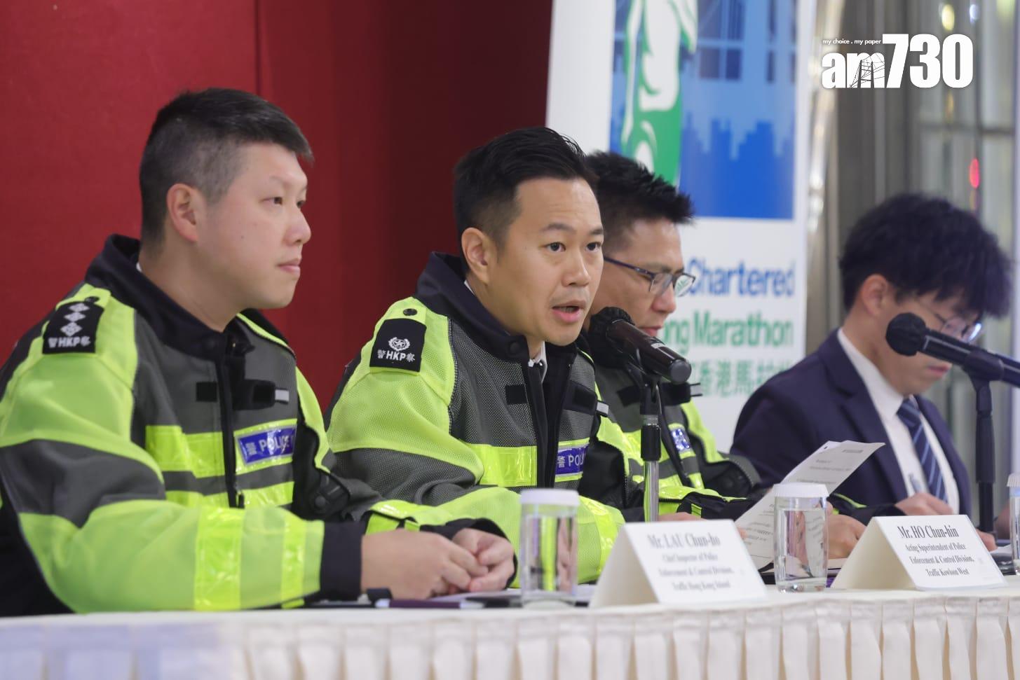 警方交代封路安排。(吳康琦攝)