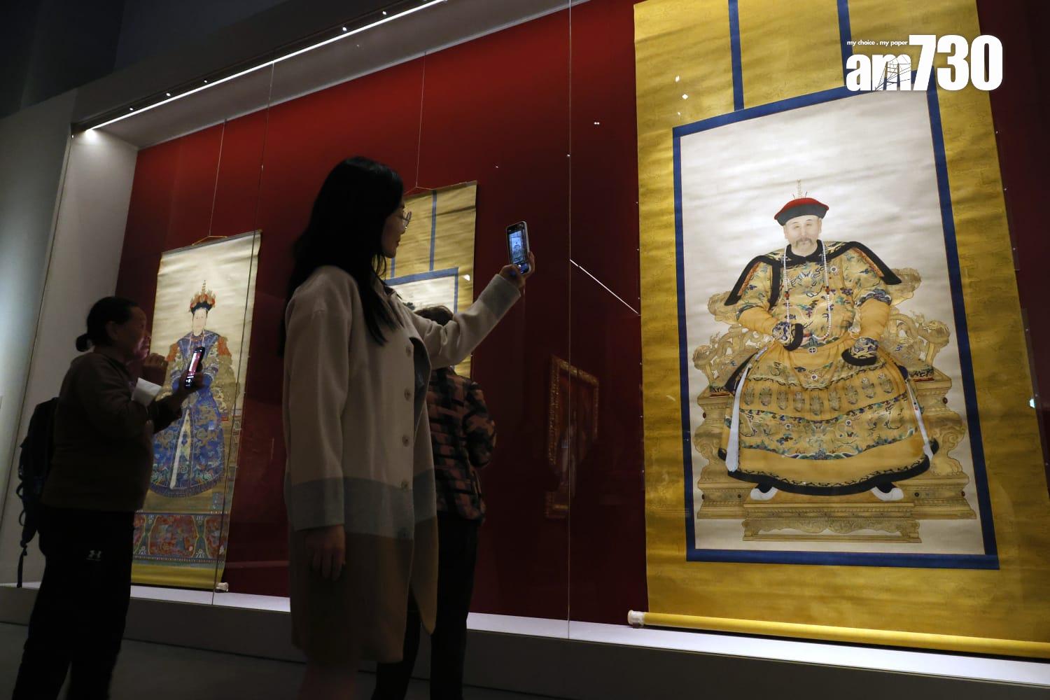 研究員指御容像代表了宮廷繪畫的最高水準。(林俊源攝)