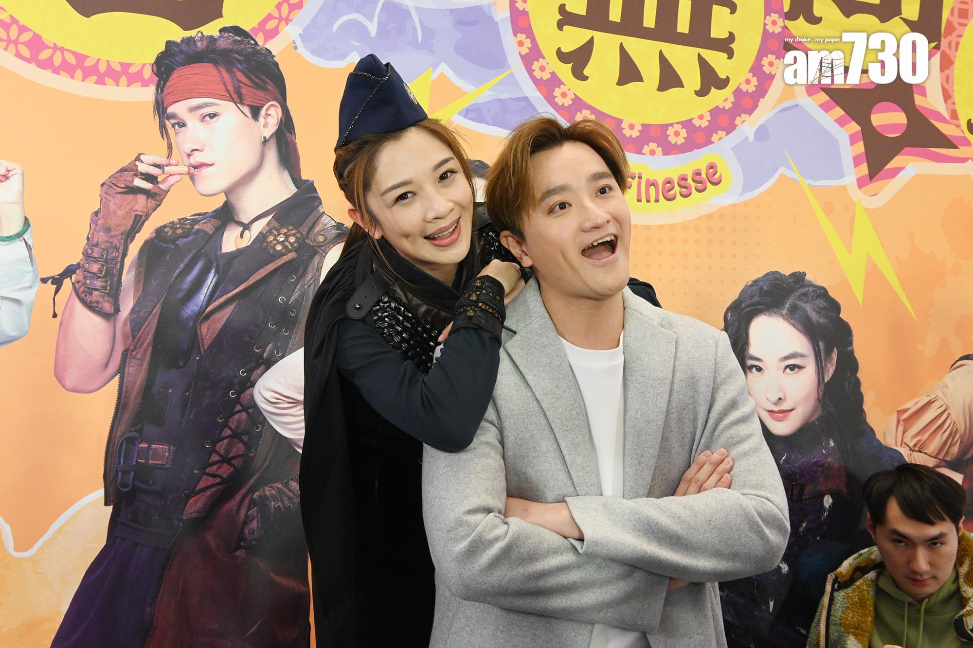 許文軒到場採訪,被麥美恩迫影合照,非常搞笑。(娛樂組攝)