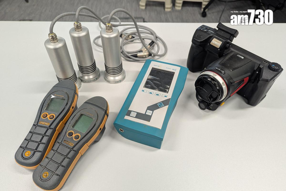 紅外線熱成像分析(右)和微波斷層掃描(左上、中)等工具。(羅庸軒攝)