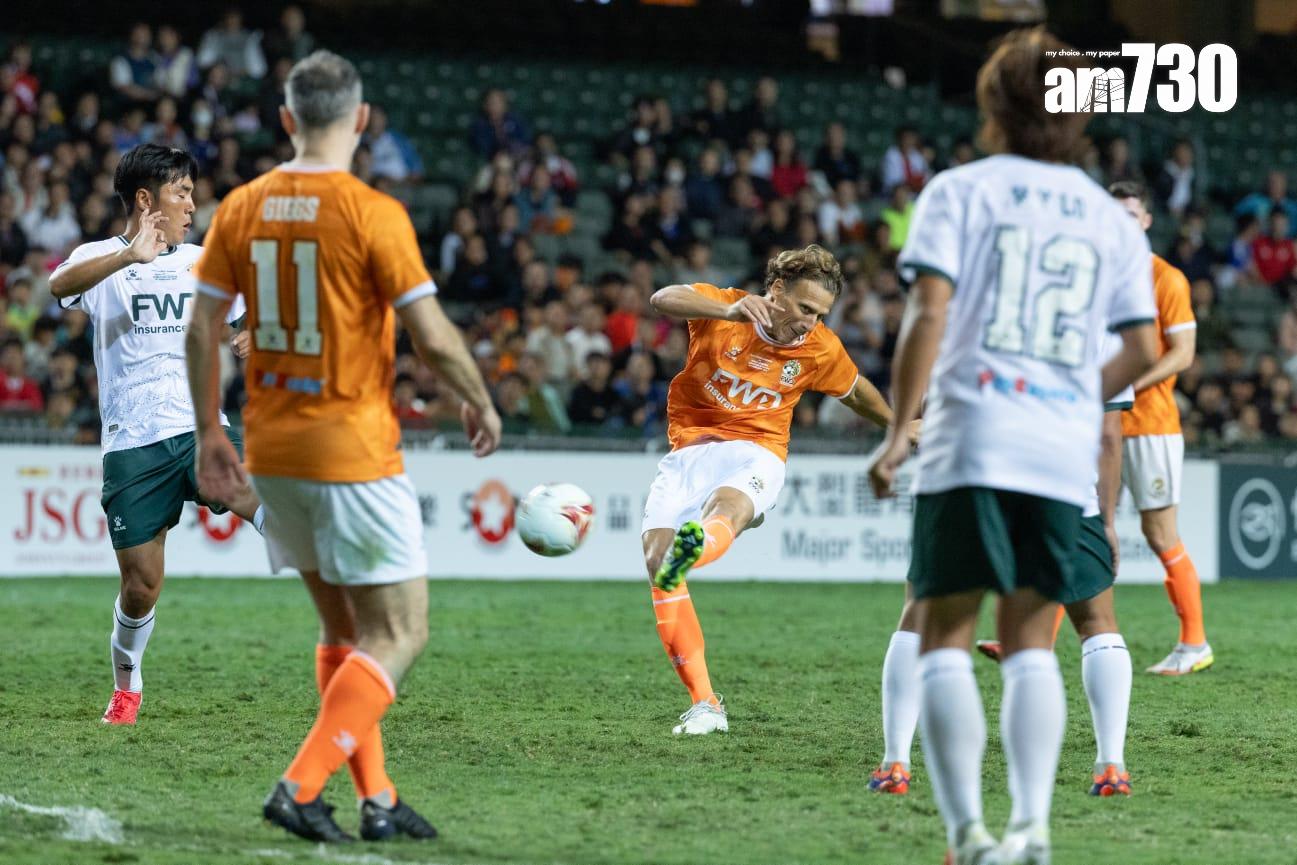 蛇年賀歲盃。(蘇文傑攝)