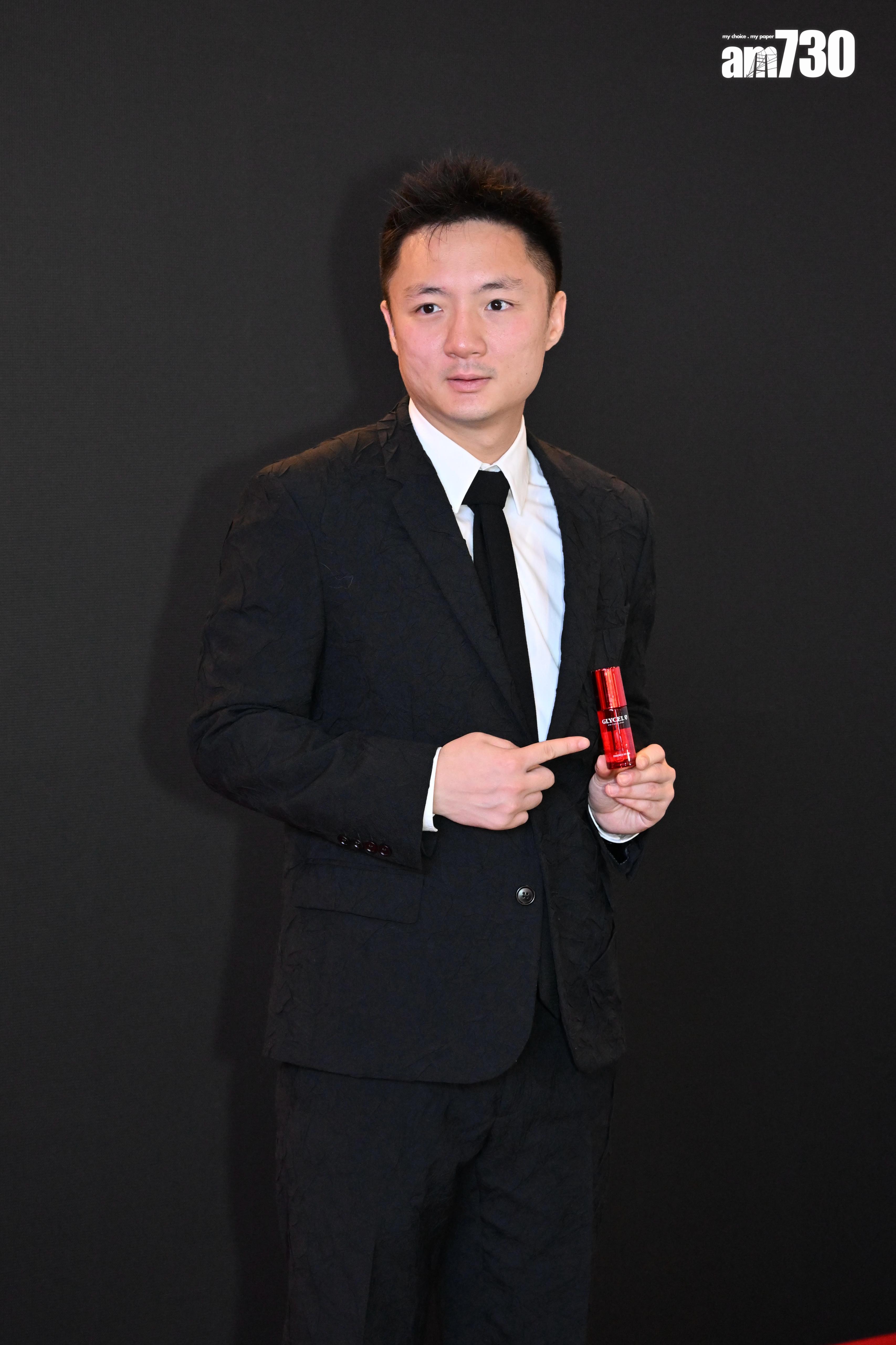 鍾培生與朝比奈彩出席東京的pop-up store活動。