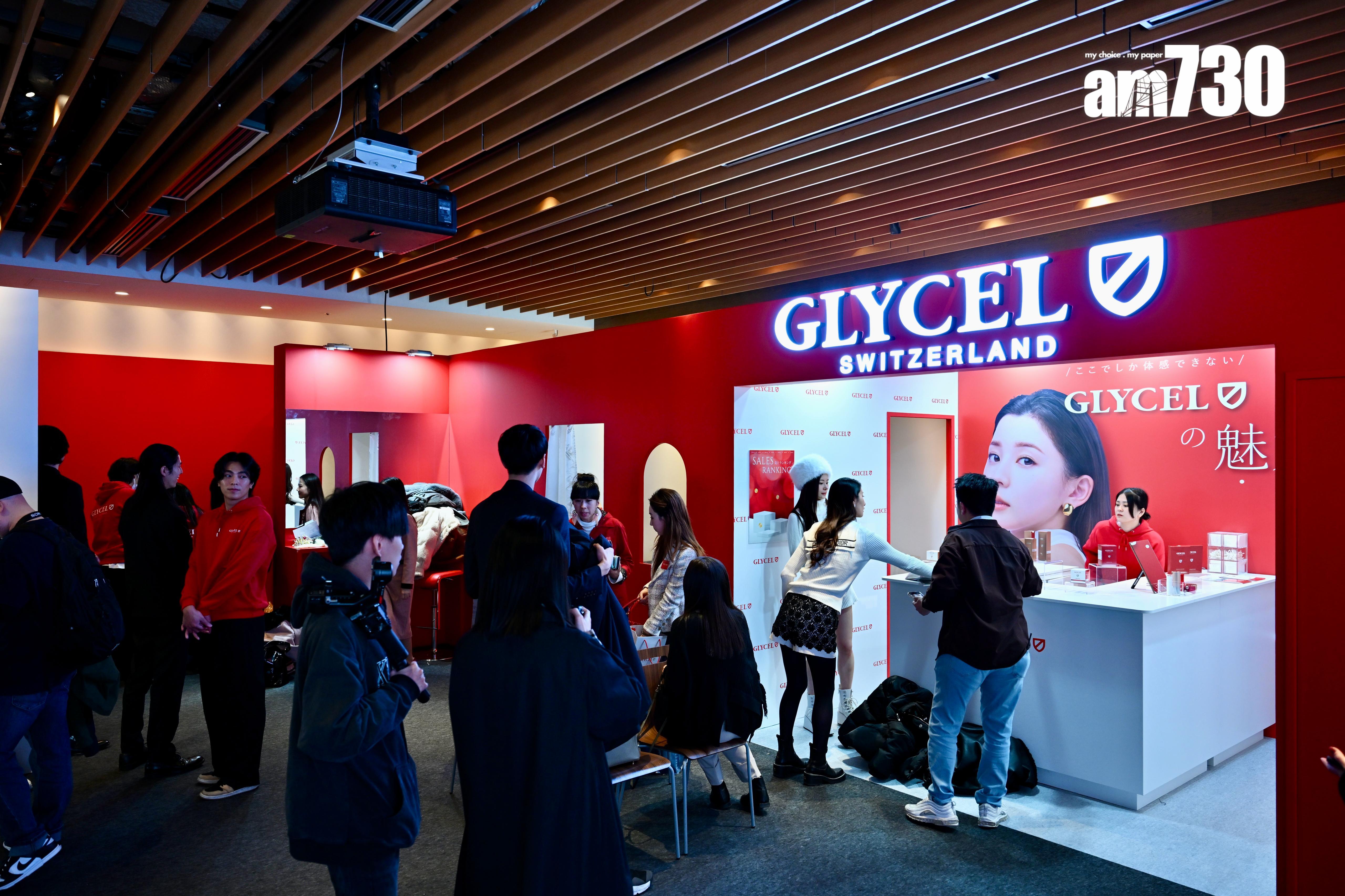 鍾培生與朝比奈彩出席東京的pop-up store活動。