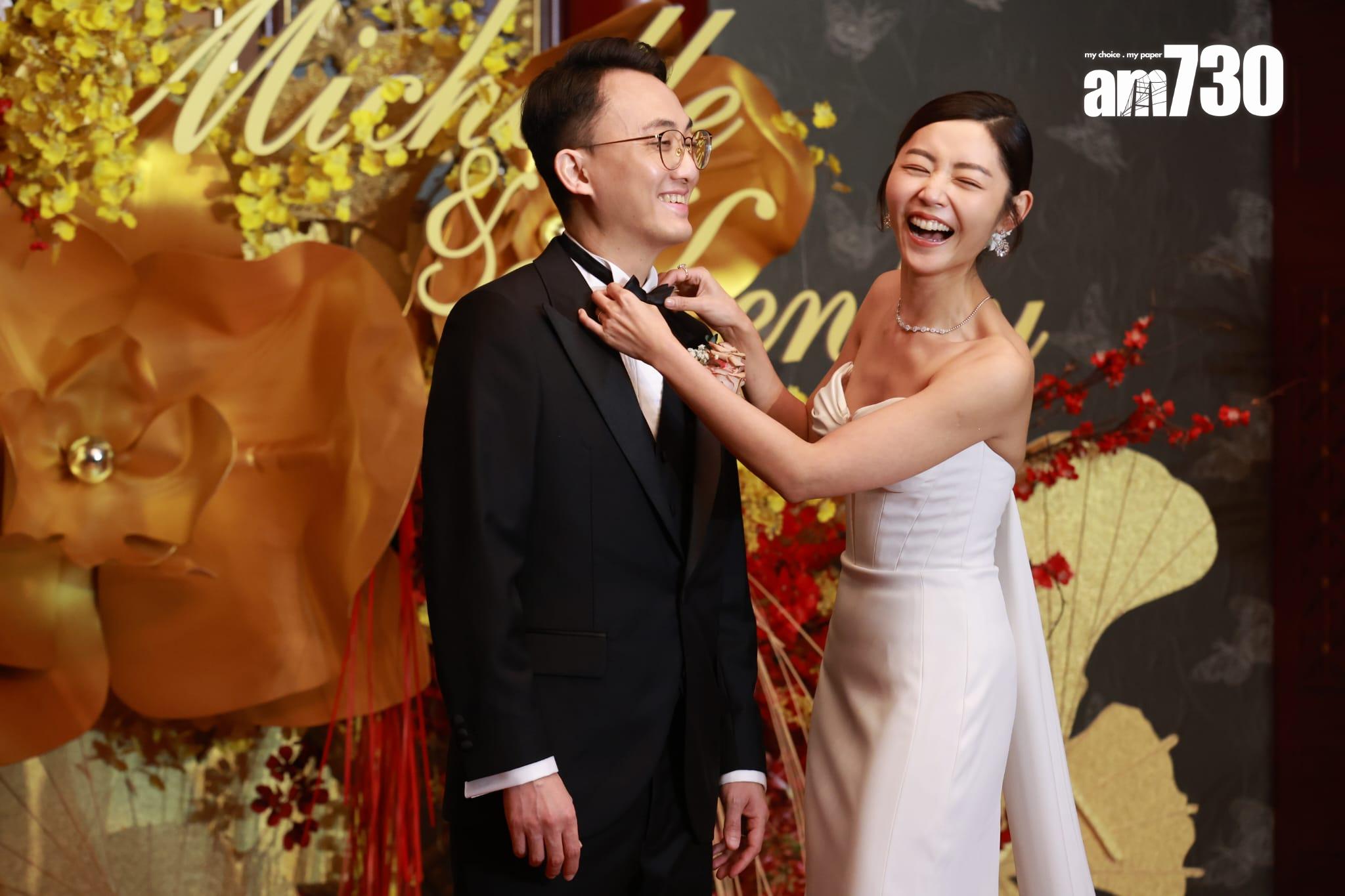 一對新人見傳媒時被要邀求錫錫時,周太衛詩雅表現怕醜,傻笑過不停,相反周祉安見傳媒時表現淡定。