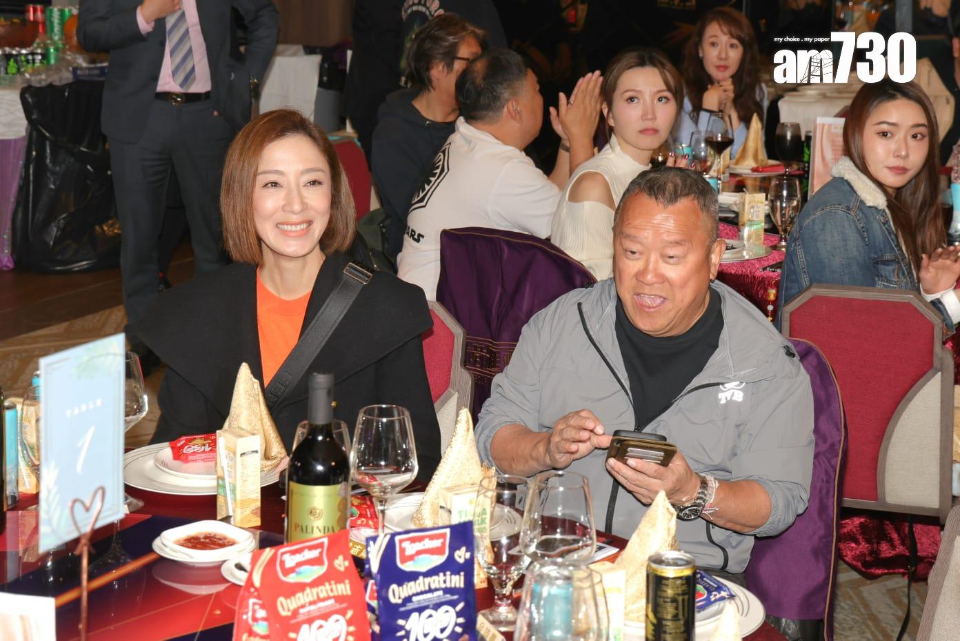 曾志偉滿場飛,與楊茜堯同枱。(吳康琦攝)