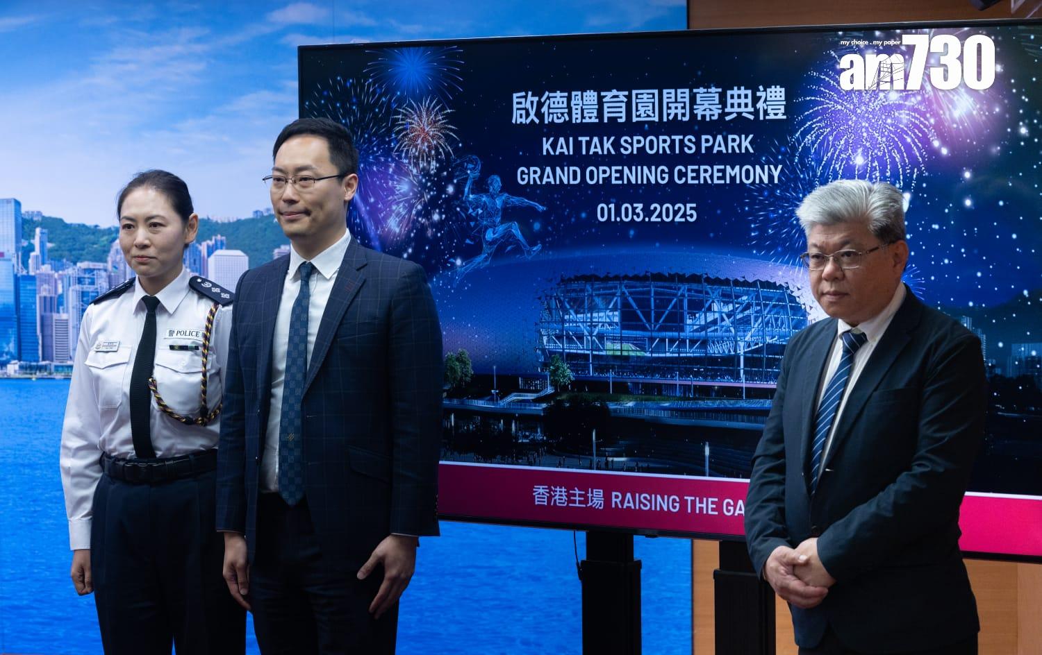 觀眾必須持實體票才可入場,呼籲已購買換領券的市民,明天下午3時前換票。(蘇文傑攝)