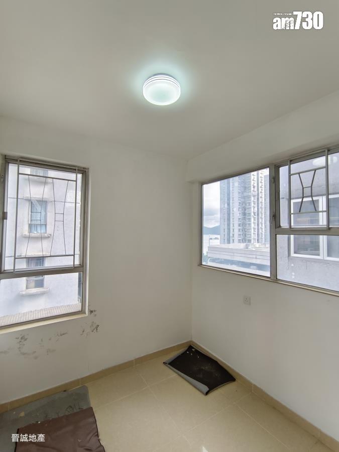 上車客睇樓後即拍板 358呎新界私樓兩房245萬售出(有圖)|二手樓成交