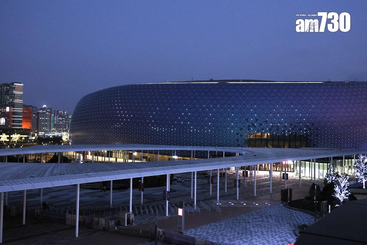 國泰品牌呈現於啟德體育園主埸館。(林俊源攝)