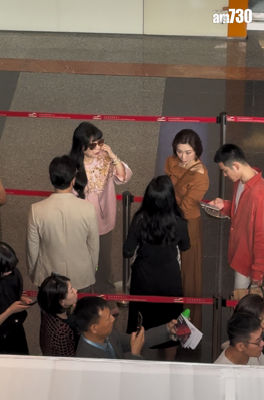 呂良偉太太及張玉珊現身巴塞爾藝術展香港展會。(娛樂組攝)