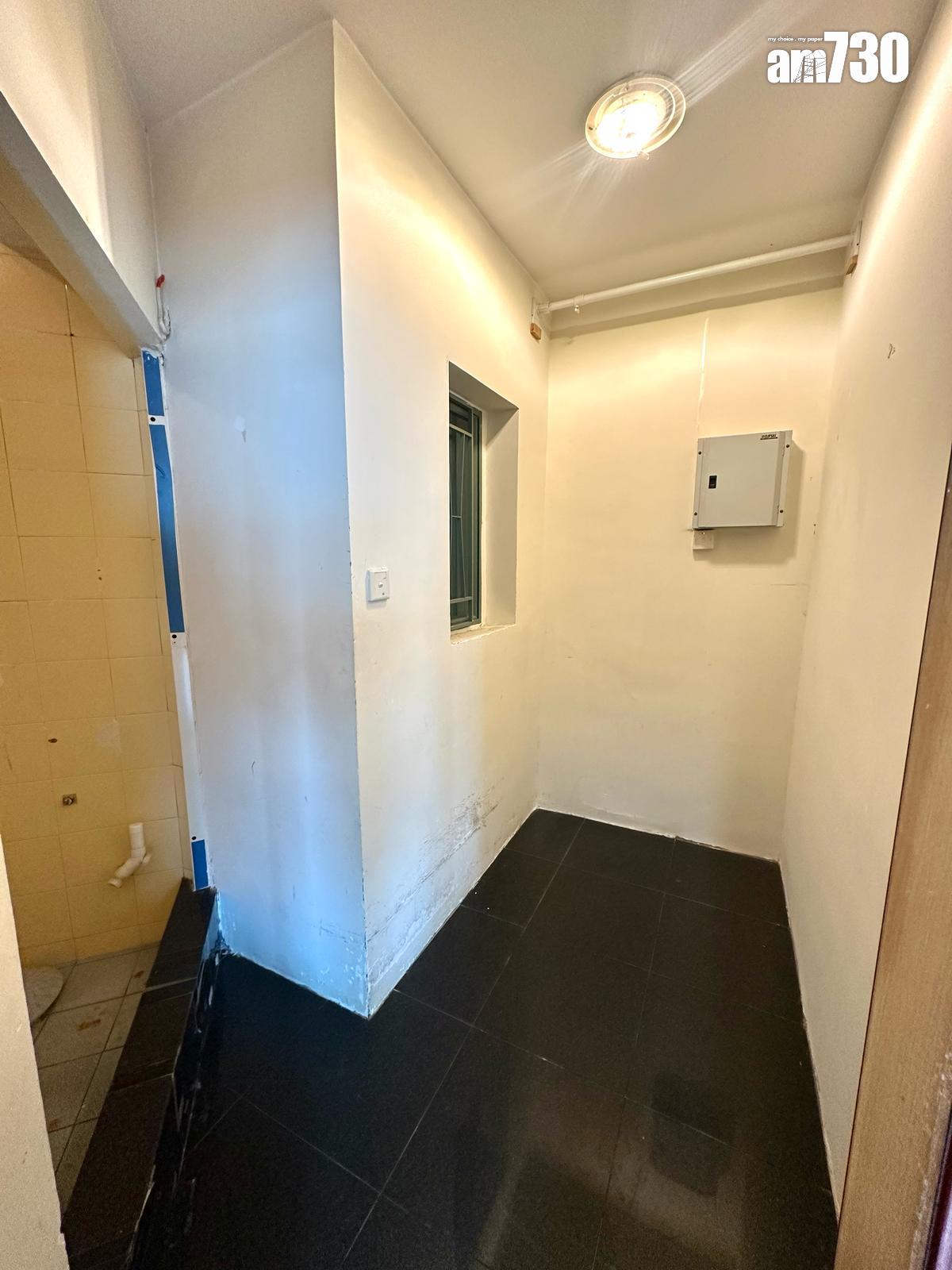 放盤半年一減再減!小西灣藍灣半島三房1200萬獲同區客入手(多圖)|二手樓成交