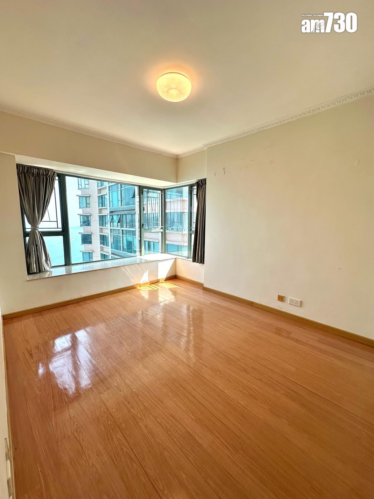 放盤半年一減再減!小西灣藍灣半島三房1200萬獲同區客入手(多圖)|二手樓成交