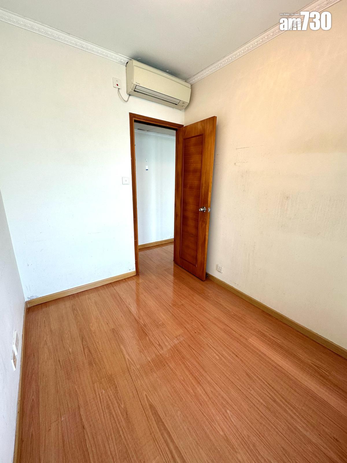 放盤半年一減再減!小西灣藍灣半島三房1200萬獲同區客入手(多圖)|二手樓成交