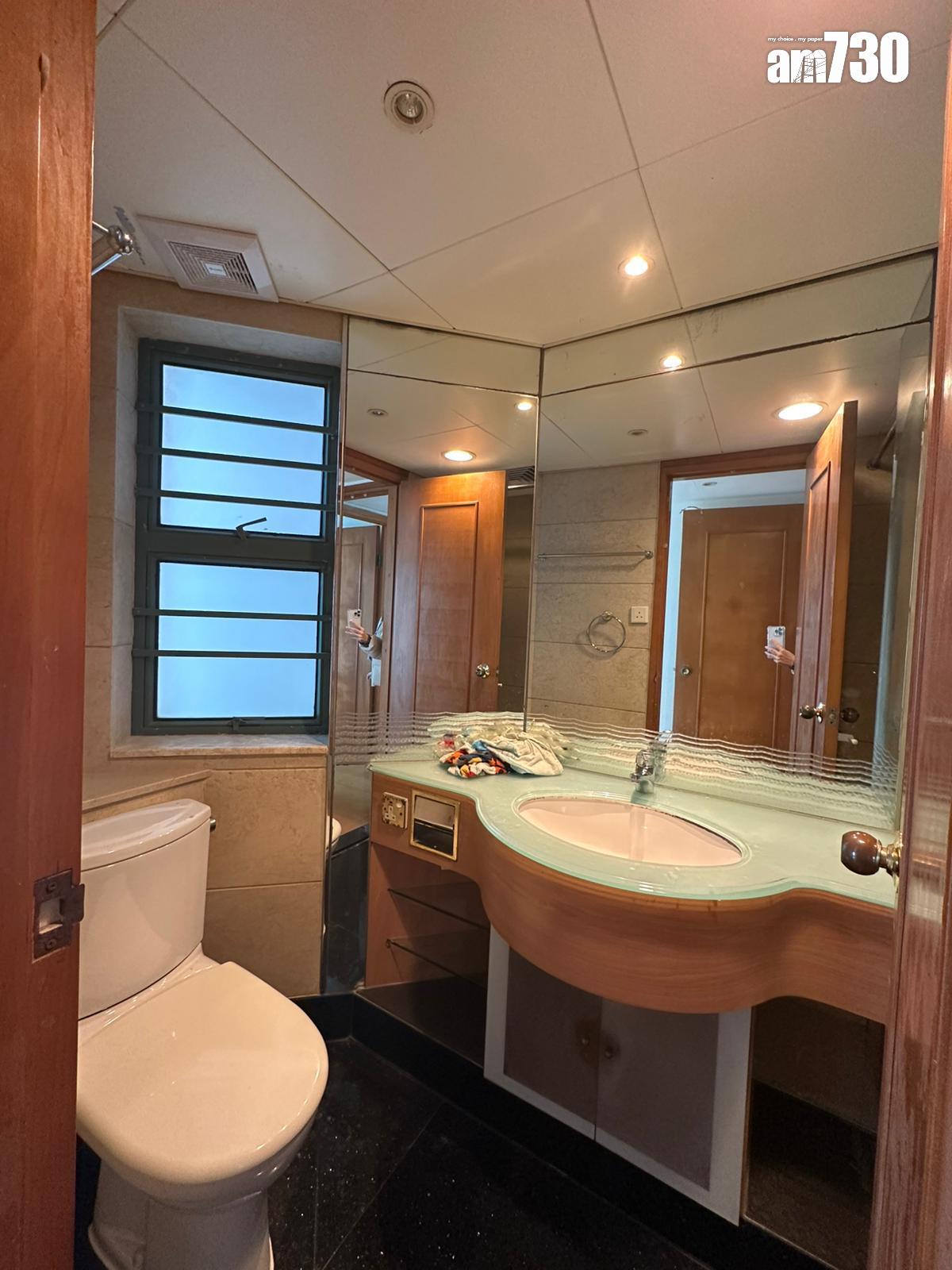 藍灣半島三房放盤半年劈價23%成交 月租2.7萬(多圖)|二手樓租賃