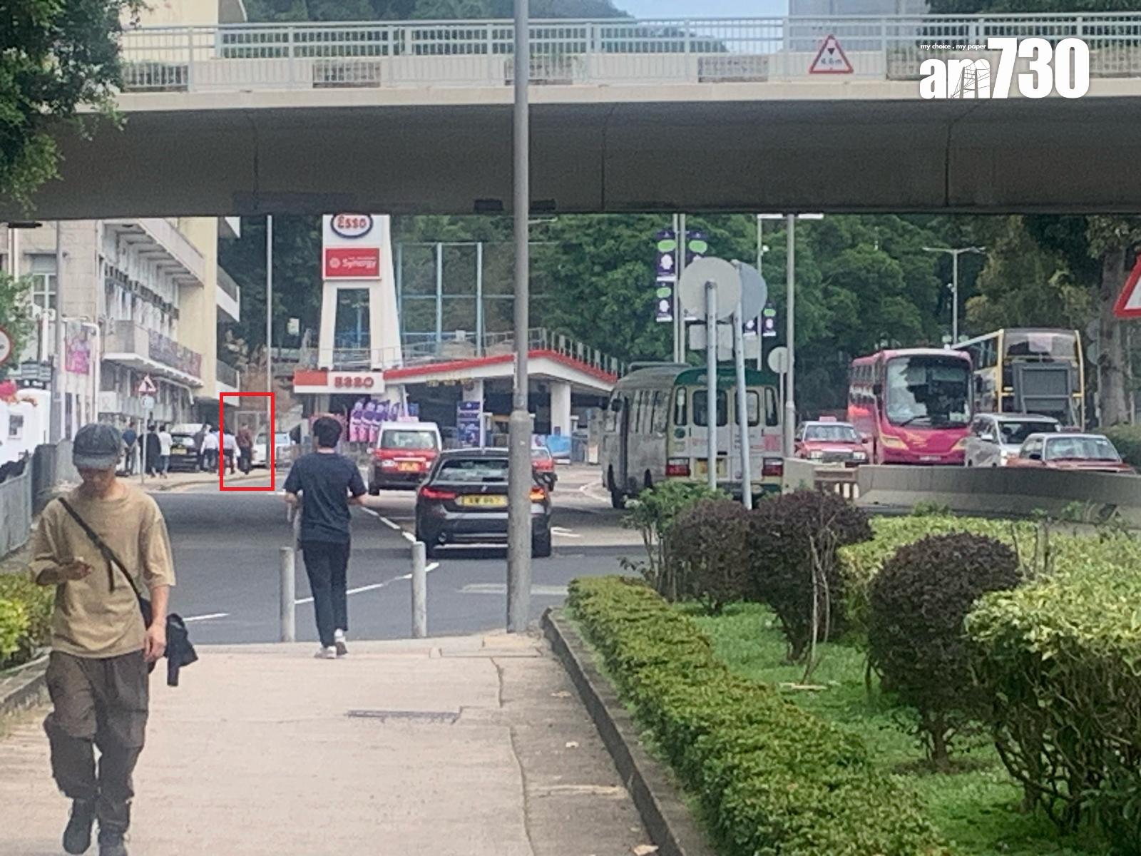 本月13日中午有一名青年踩「風火輪」(紅框示)由香港仔方向前往黃竹坑,而對面(右方)為香港仔警署。(讀者提供)