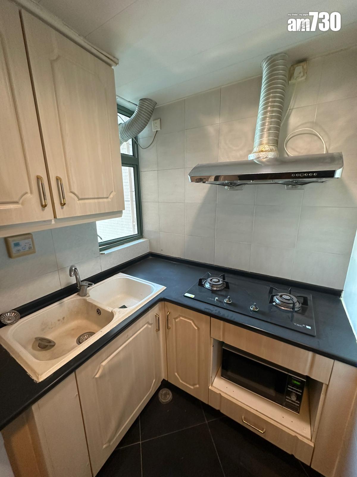 藍灣半島三房放盤半年劈價23%成交 月租2.7萬(多圖)|二手樓租賃