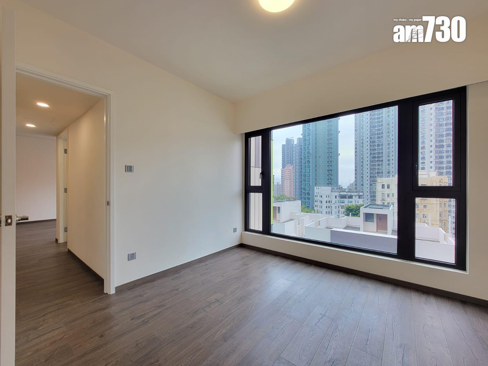 優悠台示範單位|千呎三房套具空間感 擁大玻璃窗外望翠綠景(多圖有片)|大坑新盤