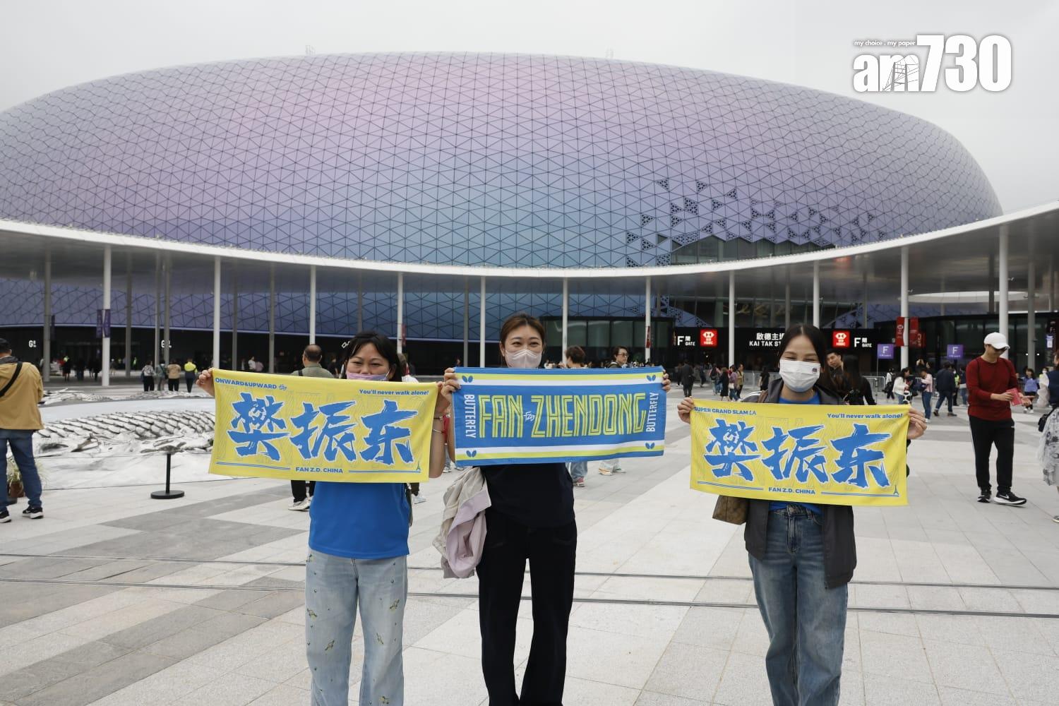 啟德體育園在主場館舉行開幕禮,現場基本上坐滿3萬多名觀眾,氣氛熱鬧(蘇文傑攝)