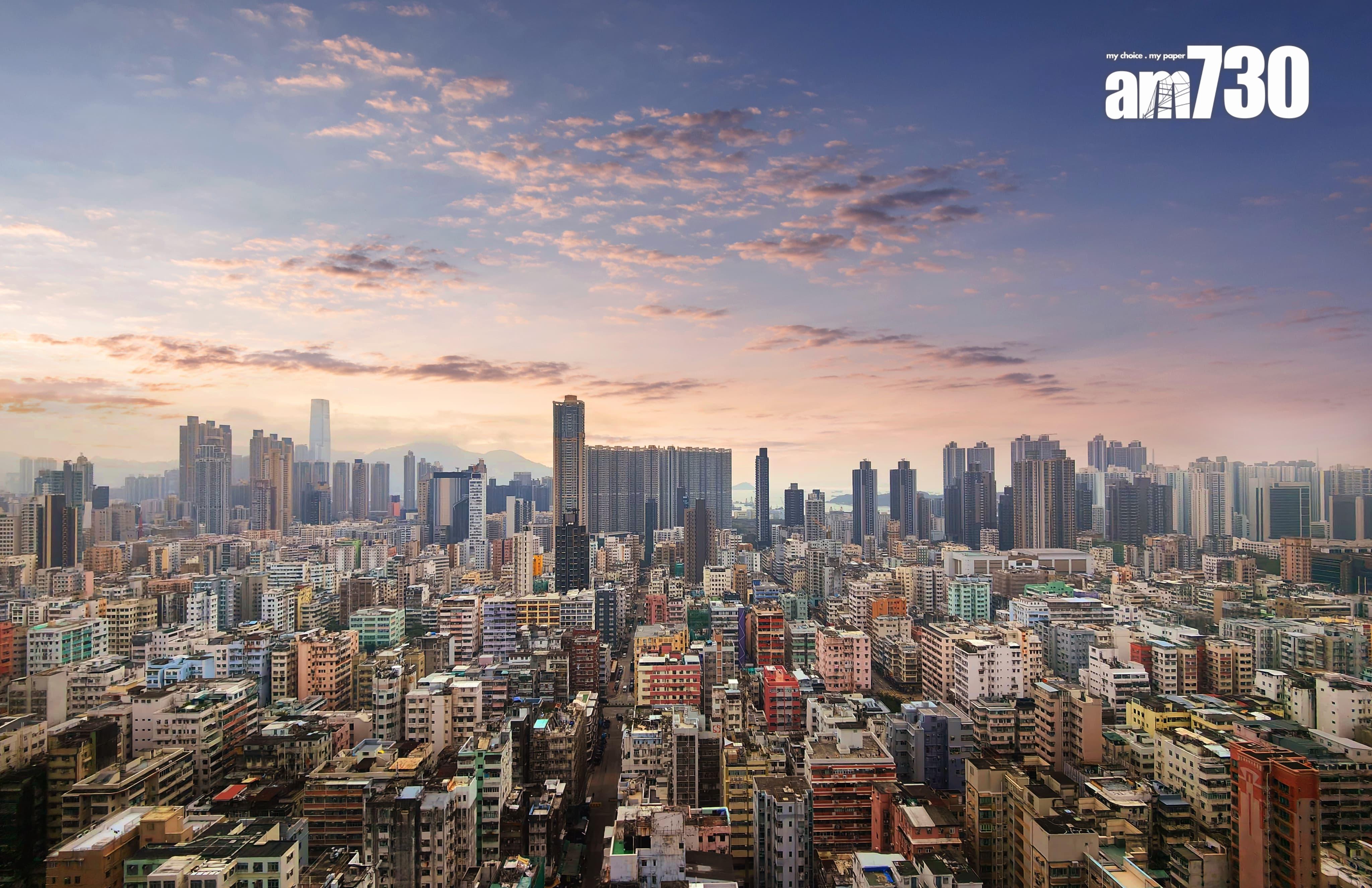 單位為第2座30樓單位1,實用面積為807方呎,連接585方呎平台