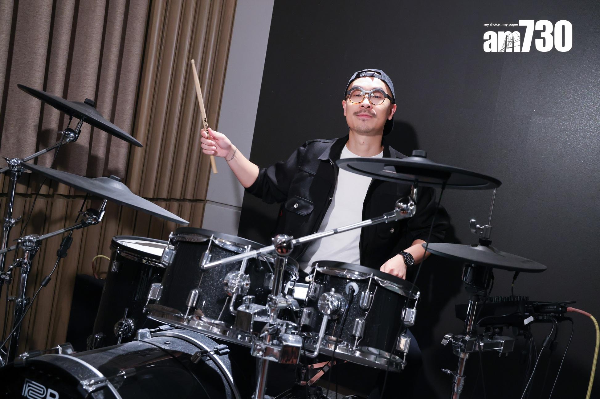 鼓手黎俊華(Nice)於2012年正式加入Dear Jane。(吳康琦攝)