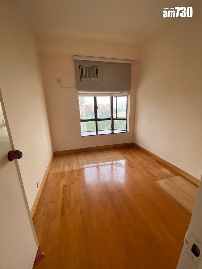 一個原因令業主肯平賣!屯門海景三房套連車位490萬成交(有圖)|二手樓成交