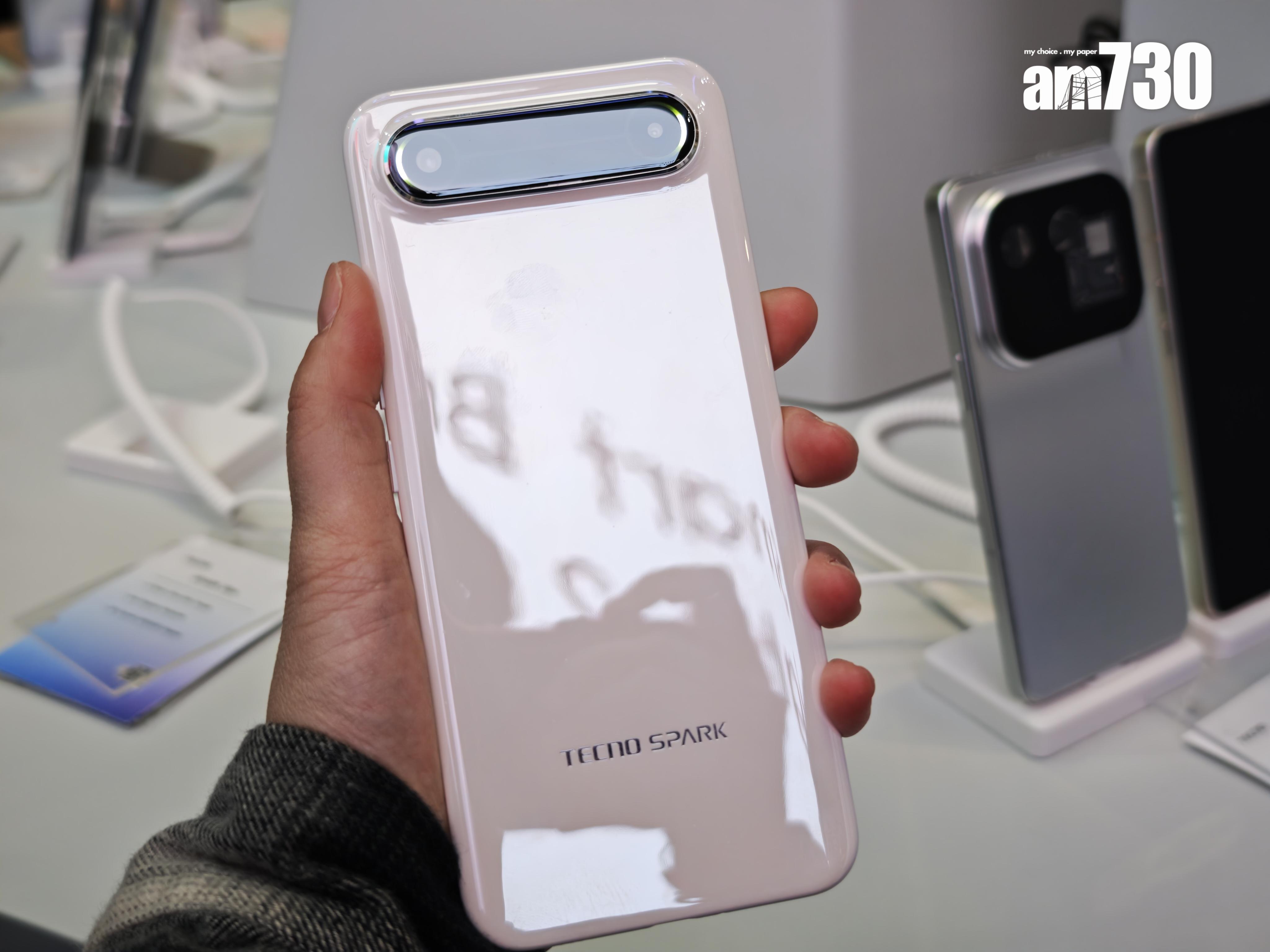 MWC 2025|Tecno Spark Slim以圓角及圓邊設計,有全白及反光銀兩色。