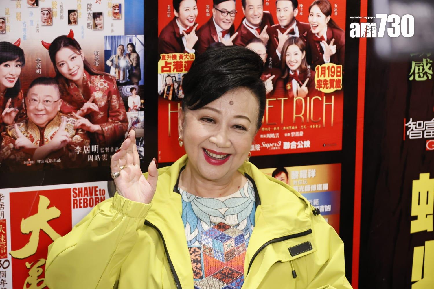 薛家燕提到新光戲院結業時,不禁眼濕濕。(林俊源攝)