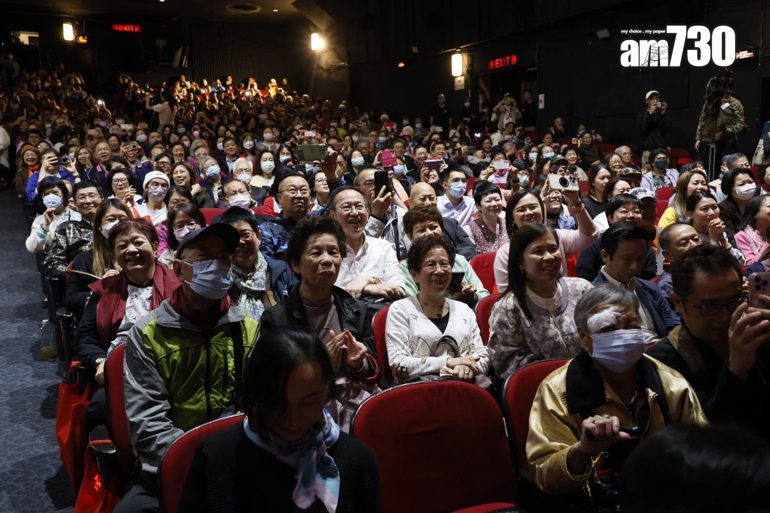 新光戲院屹立北角52年,終於要落幕,最後一夜全院滿座。(林俊源攝)