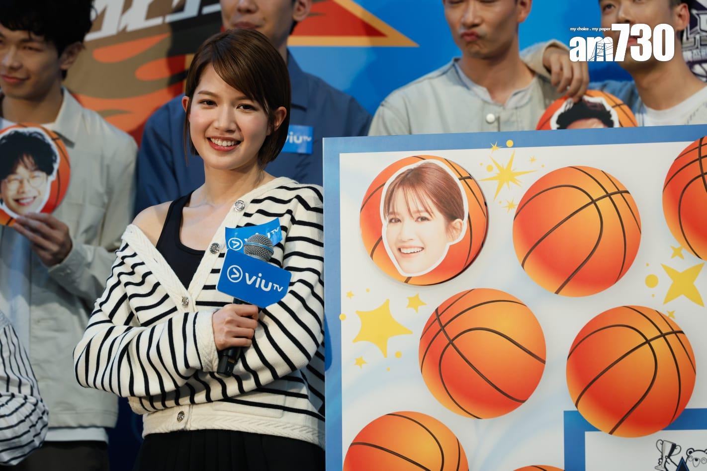 蘇皓兒公布所屬球隊成員陣容。 (蘇文傑攝)