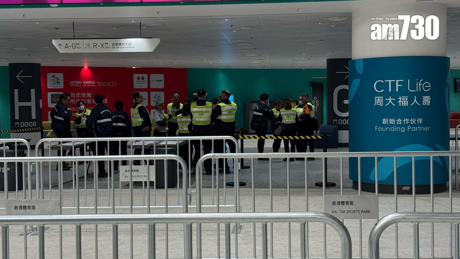 世界桌球大獎賽|大門口設數十名保安戒備。